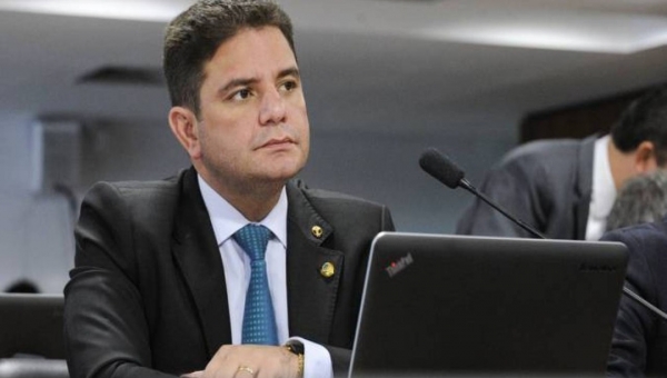 Saúde do Acre quer abrir 10 leitos de UTI para receber pacientes do Amazonas